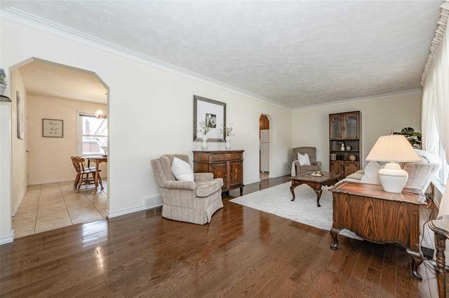 48 Paul Ave, House detached with 2 bedrooms, 2 bathrooms and 3 parking in Guelph ON | Image 38