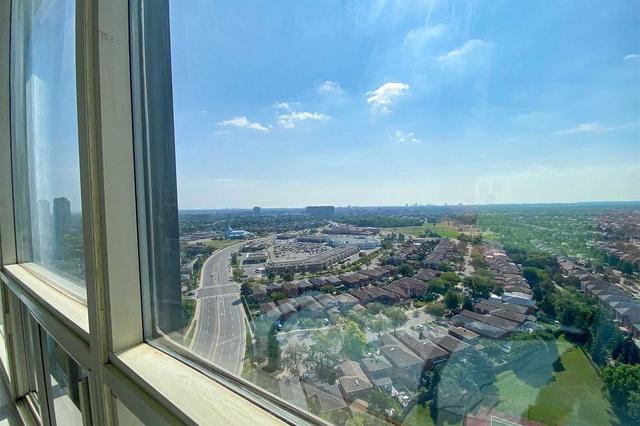 2409 - 400 Webb Dr, Condo with 2 bedrooms, 2 bathrooms and 2 parking in Mississauga ON | Image 10