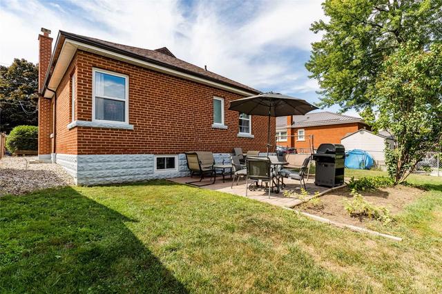 223 Erindale Ave, House detached with 4 bedrooms, 2 bathrooms and 3 parking in Hamilton ON | Image 28