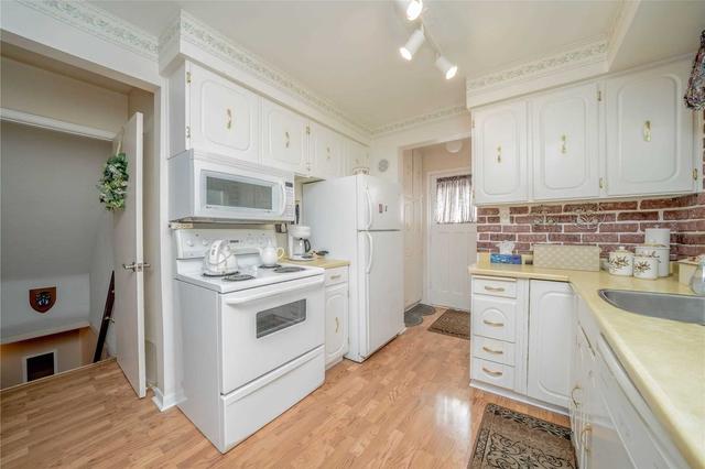 138 Morningside Ave, House detached with 4 bedrooms, 2 bathrooms and 3 parking in Toronto ON | Image 13