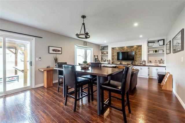 1 Anderson Cres, House detached with 2 bedrooms, 3 bathrooms and 7 parking in West Lincoln ON | Image 3