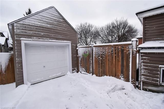 4878 Stamford Street, House detached with 3 bedrooms, 2 bathrooms and 3 parking in Niagara Falls ON | Image 43