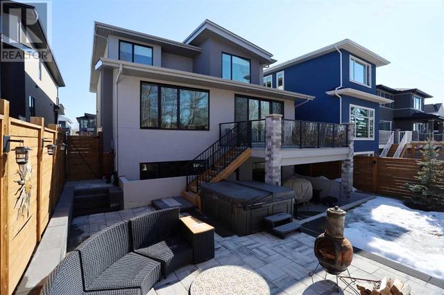 114 Rock Lake Heights Nw, House detached with 6 bedrooms, 4 bathrooms and 5 parking in Calgary AB | Image 41
