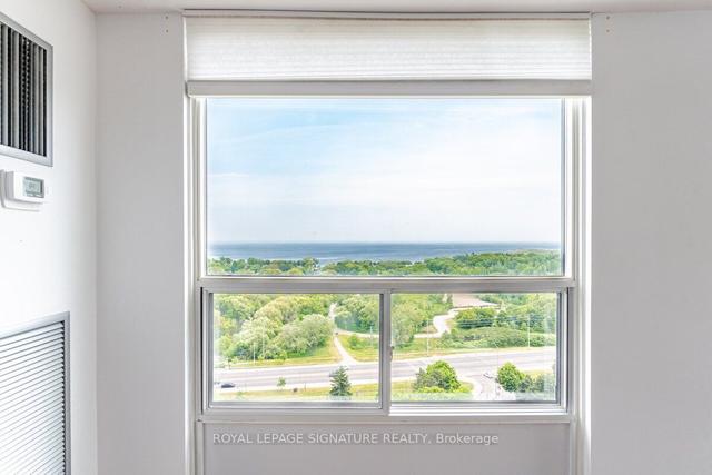 2001 - 1535 Lakeshore Rd E, Condo with 2 bedrooms, 2 bathrooms and 1 parking in Mississauga ON | Image 8