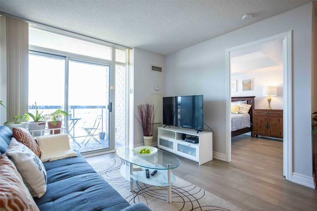 1129 - 18 Mondeo Dr, Condo with 1 bedrooms, 1 bathrooms and 1 parking in Toronto ON | Image 11