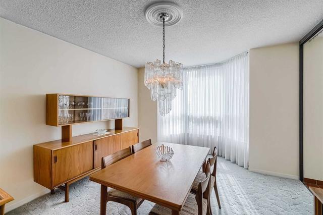 308 - 8 Lisa St, Condo with 2 bedrooms, 2 bathrooms and 1 parking in Brampton ON | Image 4