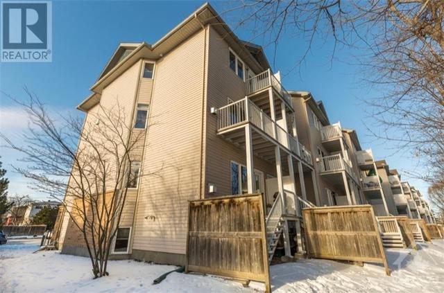 1092 Redtail Private, House attached with 3 bedrooms, 2 bathrooms and 1 parking in Ottawa ON | Image 20
