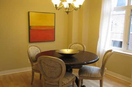 09 - 89 Lillian St, Townhouse with 2 bedrooms, 2 bathrooms and 1 parking in Toronto ON | Image 3