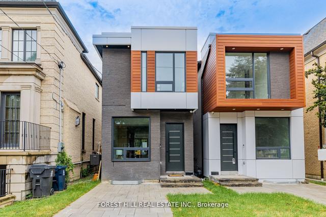 511 Woburn Ave, House detached with 3 bedrooms, 5 bathrooms and 3 parking in Toronto ON | Image 1
