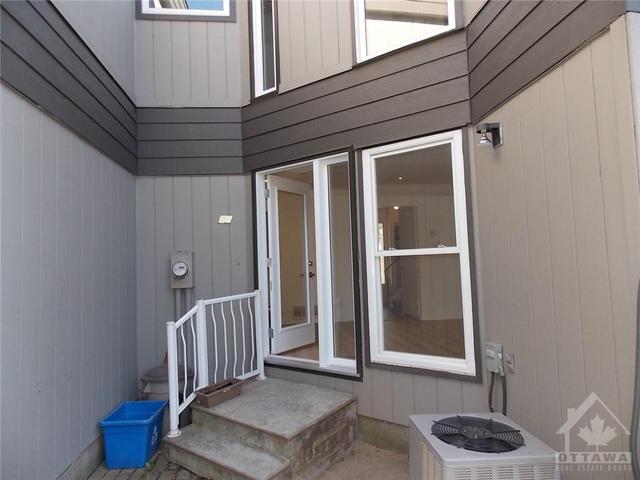 99 Compata Way, Townhouse with 3 bedrooms, 2 bathrooms and 2 parking in Ottawa ON | Image 18