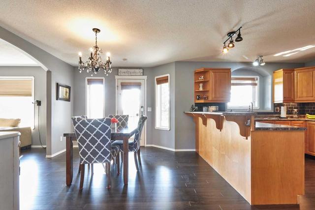 637 Stark Way Se, House detached with 5 bedrooms, 3 bathrooms and 4 parking in Medicine Hat AB | Image 8