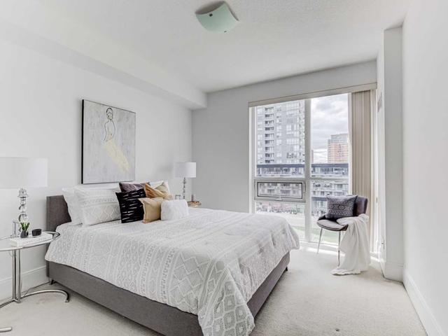 620 - 70 Roehampton Ave, Condo with 2 bedrooms, 2 bathrooms and 1 parking in Toronto ON | Image 10