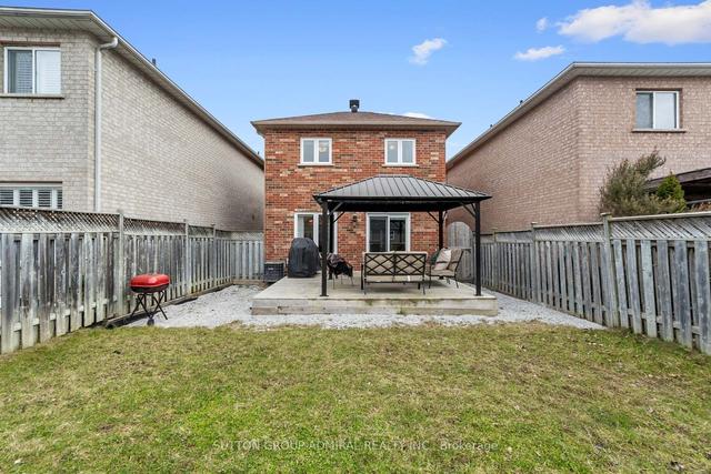 51 Hollybush Dr, House detached with 3 bedrooms, 4 bathrooms and 4 parking in Vaughan ON | Image 21