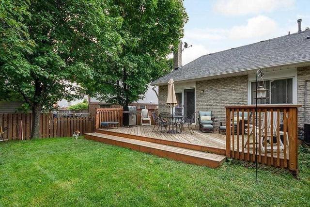 8 Brighton Pl, House semidetached with 3 bedrooms, 2 bathrooms and 2 parking in Brampton ON | Image 19