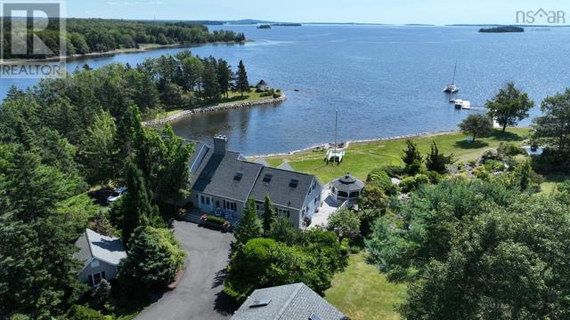 226 Crandall Road, House detached with 5 bedrooms, 5 bathrooms and null parking in Chester NS | Image 2