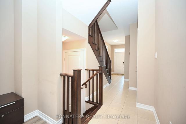 387 Wheat Boom Dr, House attached with 3 bedrooms, 3 bathrooms and 3 parking in Oakville ON | Image 36