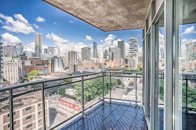 1104 - 255 Richmond St E, Condo with 2 bedrooms, 1 bathrooms and 1 parking in Toronto ON | Image 22