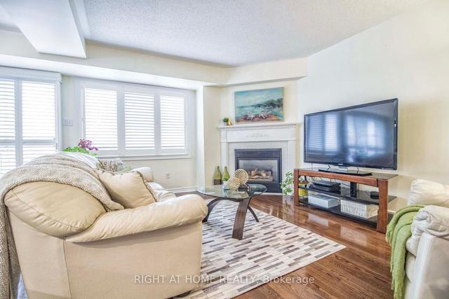 4 - 5658 Glen Erin Dr, Townhouse with 2 bedrooms, 4 bathrooms and 2 parking in Mississauga ON | Image 19