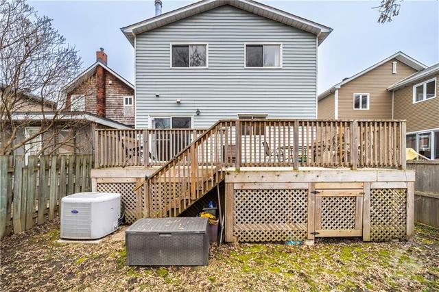 355 Madison Avenue, House detached with 3 bedrooms, 3 bathrooms and 3 parking in Ottawa ON | Image 28