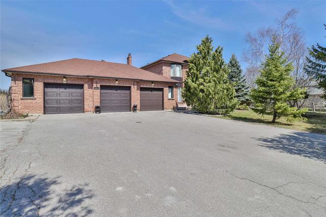1562 17th Sdrd, House detached with 4 bedrooms, 3 bathrooms and 12 parking in King ON | Image 12