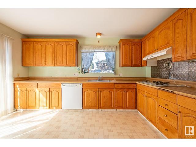 7403 92a Av Nw, House detached with 3 bedrooms, 2 bathrooms and 6 parking in Edmonton AB | Image 12