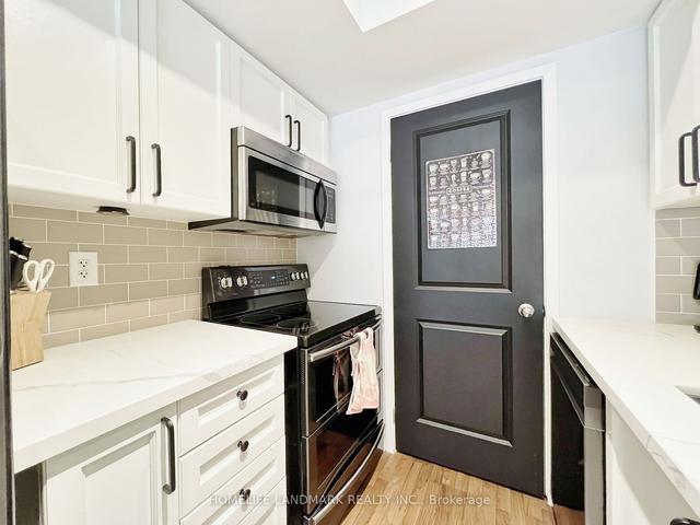 unit 4 - 72 Munro St, Townhouse with 2 bedrooms, 2 bathrooms and 1 parking in Toronto ON | Image 13