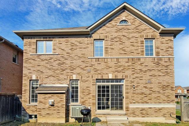 41 Sleightholme Cres, House detached with 4 bedrooms, 3 bathrooms and 5 parking in Brampton ON | Image 29