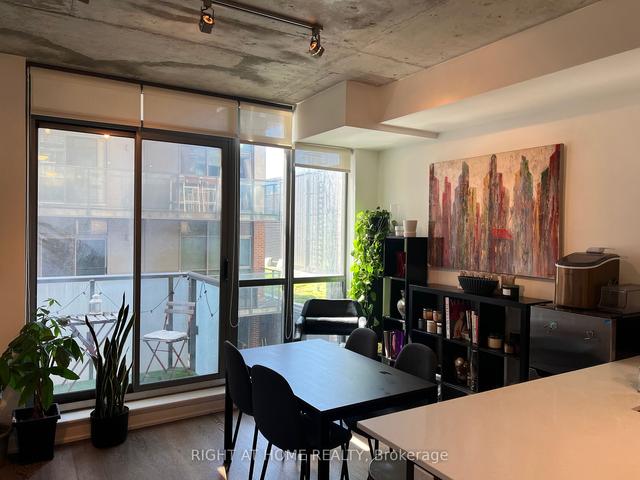 311 - 8 Gladstone Ave, Condo with 2 bedrooms, 1 bathrooms and 1 parking in Toronto ON | Image 6