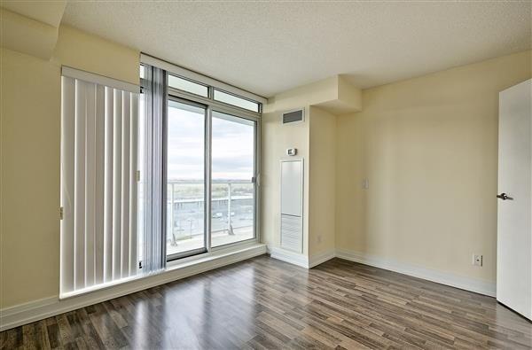 1002e - 555 Wilson Ave, Condo with 2 bedrooms, 2 bathrooms and 1 parking in Toronto ON | Image 10