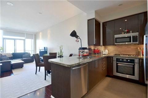 5001 - 33 Bay St, Condo with 2 bedrooms, 2 bathrooms and 1 parking in Toronto ON | Image 6