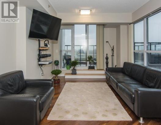 1003 - 35 Saranac Blvd, Condo with 1 bedrooms, 1 bathrooms and 1 parking in Toronto ON | Image 1