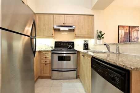 404 - 451 Rosewell Ave, Condo with 1 bedrooms, 1 bathrooms and 1 parking in Toronto ON | Image 5