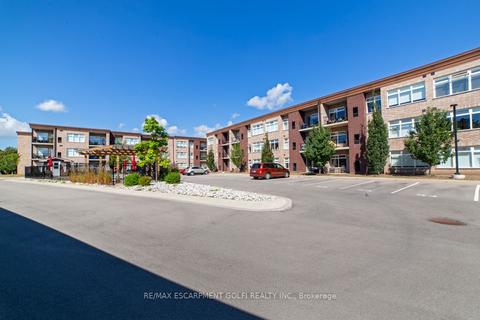 323 - 4644 Pettit Ave, Condo with 1 bedrooms, 1 bathrooms and 2 parking in Niagara Falls ON | Card Image