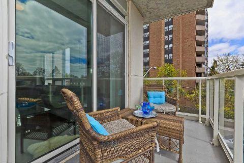 315 - 3865 Lake Shore Blvd W, Condo with 1 bedrooms, 2 bathrooms and 1 parking in Toronto ON | Image 12