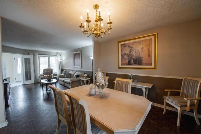 15 Arisaig Dr, House detached with 3 bedrooms, 4 bathrooms and 6 parking in Vaughan ON | Image 5