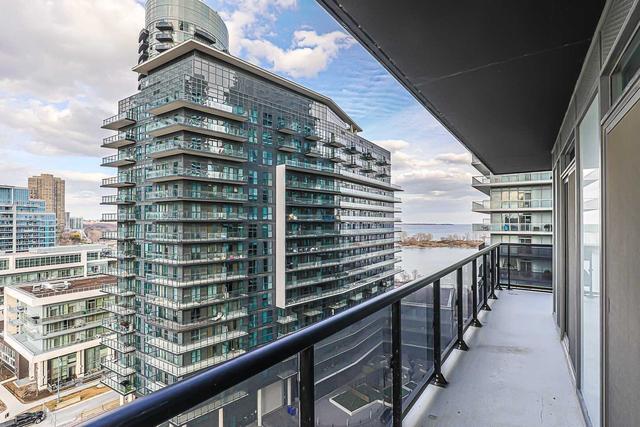 1002 - 56 Annie Craig Dr, Condo with 2 bedrooms, 1 bathrooms and 1 parking in Toronto ON | Image 11