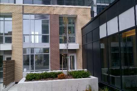 th01 - 19 Singer Crt, Townhouse with 2 bedrooms, 2 bathrooms and 1 parking in Toronto ON | Image 1