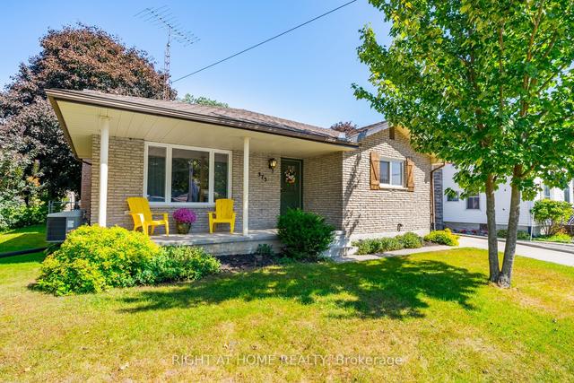 373 St. Joseph St, House detached with 3 bedrooms, 2 bathrooms and 5 parking in Tweed ON | Image 1