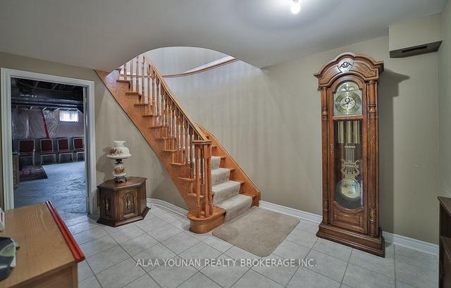 14 Leparc Rd, House detached with 3 bedrooms, 3 bathrooms and 6 parking in Brampton ON | Image 17