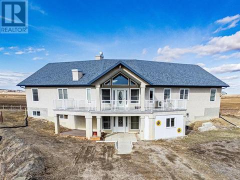 255011 Range Road 241, House detached with 8 bedrooms, 4 bathrooms and 10 parking in Wheatland County AB | Card Image