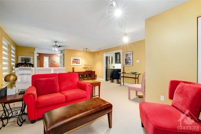 2 - 110 Rideau Terrace Terrace, Condo with 1 bedrooms, 2 bathrooms and 1 parking in Ottawa ON | Image 9