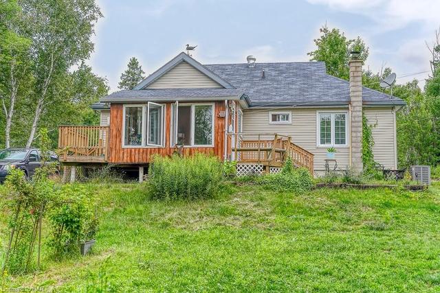 304 Black Lake Road, House detached with 3 bedrooms, 1 bathrooms and 6 parking in Greater Sudbury ON | Image 21