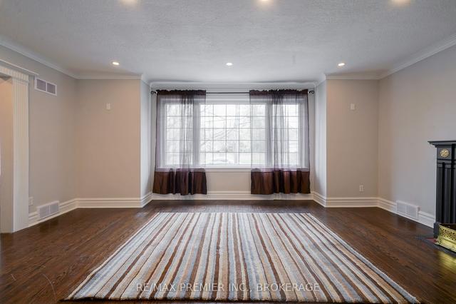 2420 Bayview Ave, House detached with 3 bedrooms, 4 bathrooms and 8 parking in Toronto ON | Image 31