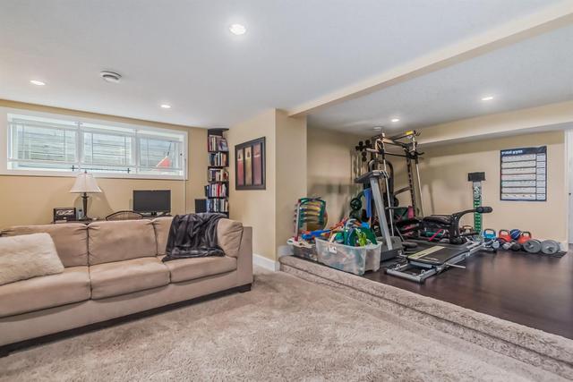 8735 33 Avenue Nw, House detached with 3 bedrooms, 2 bathrooms and 3 parking in Calgary AB | Image 29