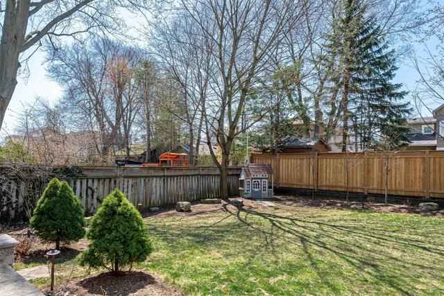 246 Douglas Ave, House detached with 4 bedrooms, 3 bathrooms and 4 parking in Oakville ON | Image 35