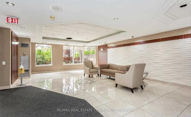 204 - 135 Hillcrest Ave S, Condo with 2 bedrooms, 2 bathrooms and 2 parking in Mississauga ON | Image 23