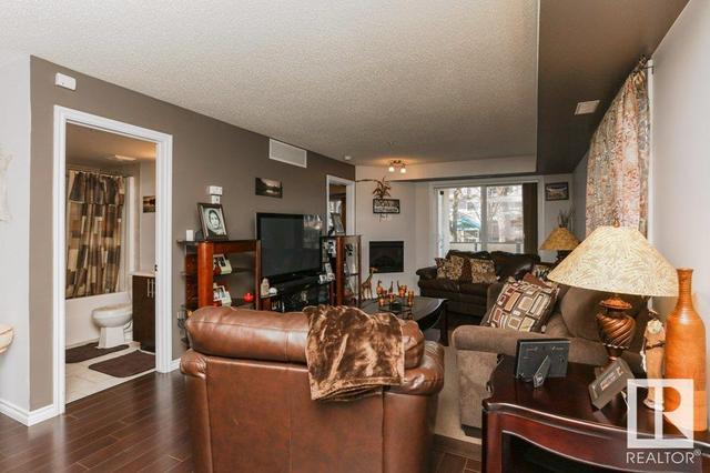107 - 10118 106 Av Nw, Condo with 2 bedrooms, 2 bathrooms and null parking in Edmonton AB | Image 18