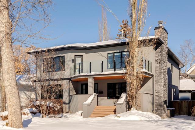 524 48 Avenue Sw, House detached with 5 bedrooms, 4 bathrooms and 2 parking in Calgary AB | Image 4