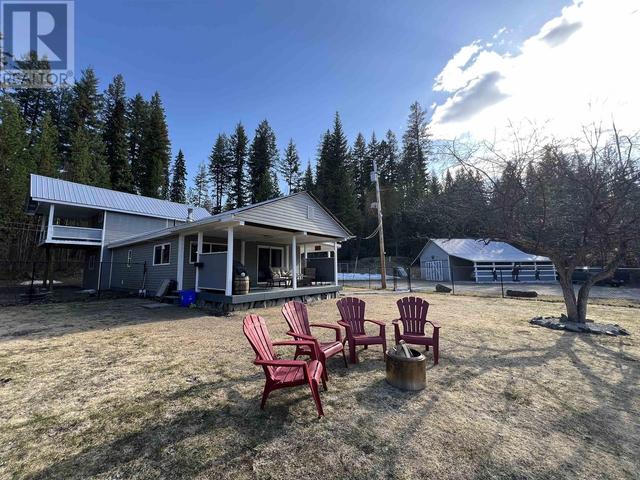 1071 Marsh Road, House detached with 3 bedrooms, 2 bathrooms and null parking in Cariboo I BC | Image 1