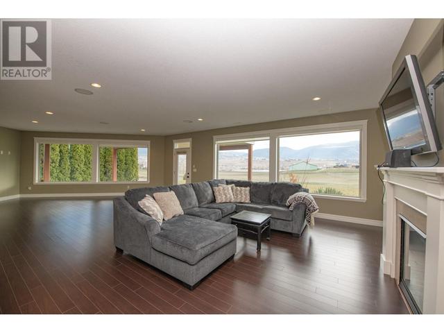 6325 Old Kamloops Road, House detached with 4 bedrooms, 4 bathrooms and 3 parking in North Okanagan B BC | Image 47